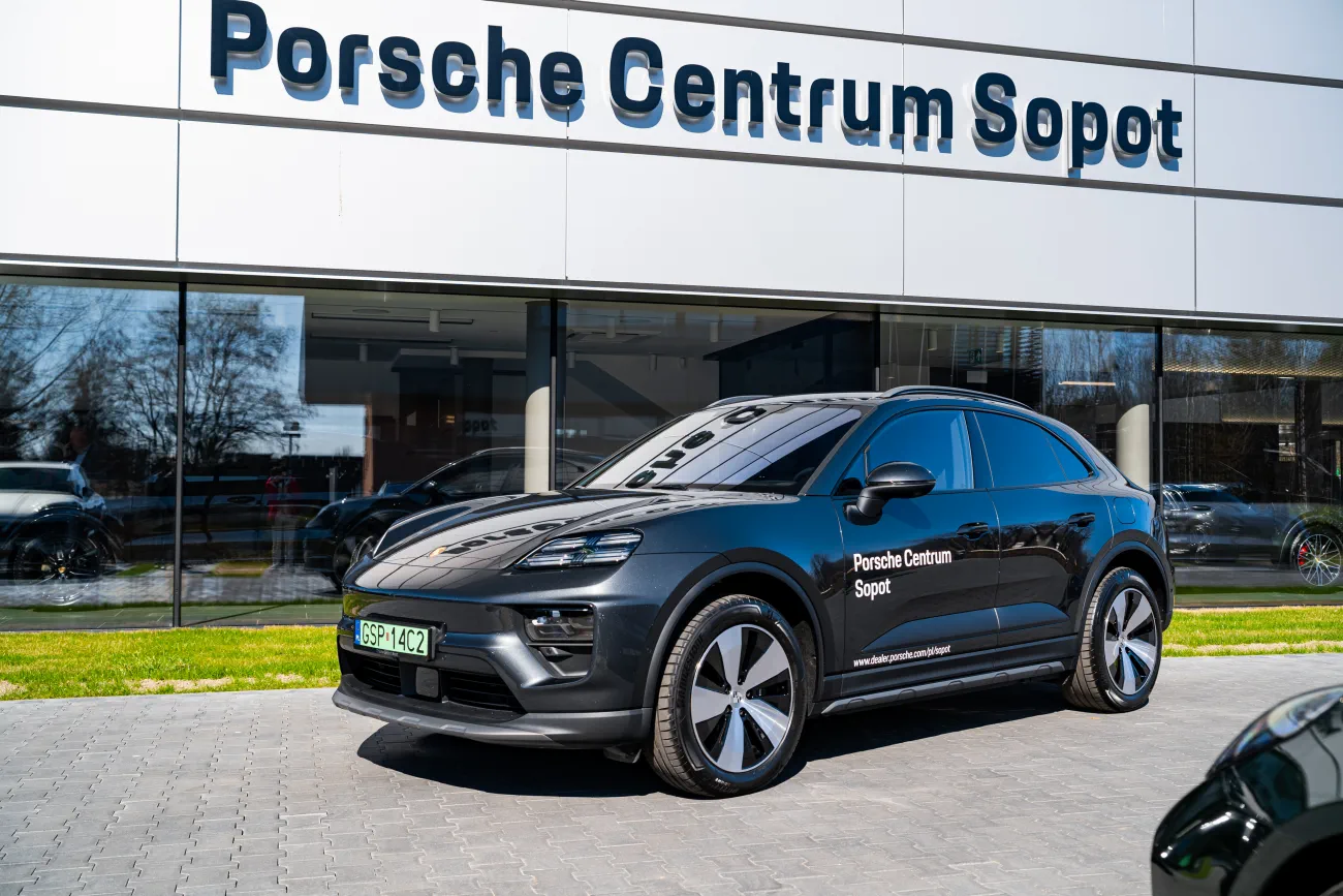Porsche Macan 4 Porsche Centrum Sopot kwiecien 2025 08110